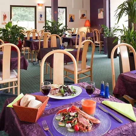 Otel Ibis Provins