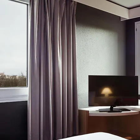 Ibis Hotel 3*