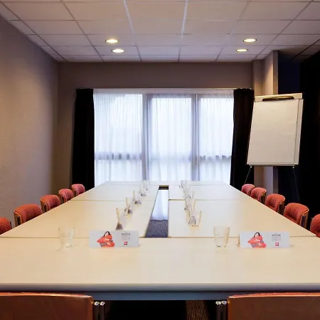 Ibis 3* Provins